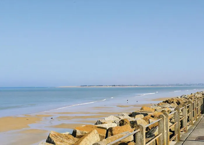 Dom wakacyjny Awesome In Hauteville-sur-Mer