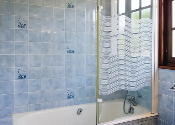 Dom wakacyjny Awesome In Hauteville-sur-Mer